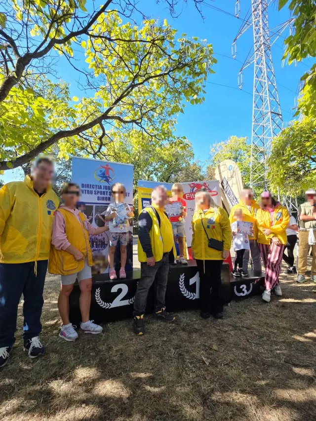 Peste 300 de participanți la Crosul Lions „Inimă de Leu” din Oradea — 16