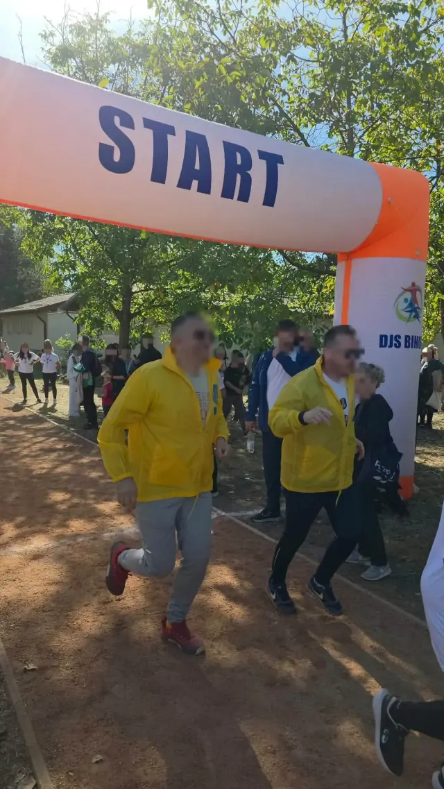 Peste 300 de participanți la Crosul Lions „Inimă de Leu” din Oradea — 13