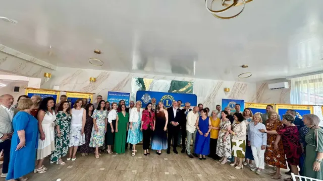 10 ani de Lions în comunitatea devească — 2