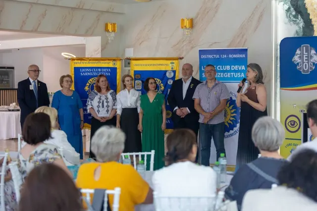 10 ani de Lions în comunitatea devească — 5