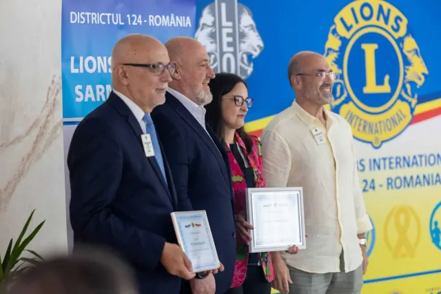 10 ani de Lions în comunitatea devească — 8