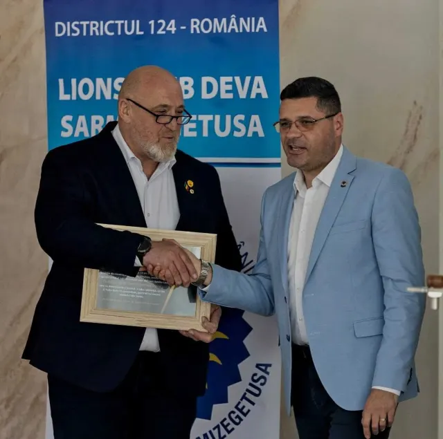 10 ani de Lions în comunitatea devească — 9