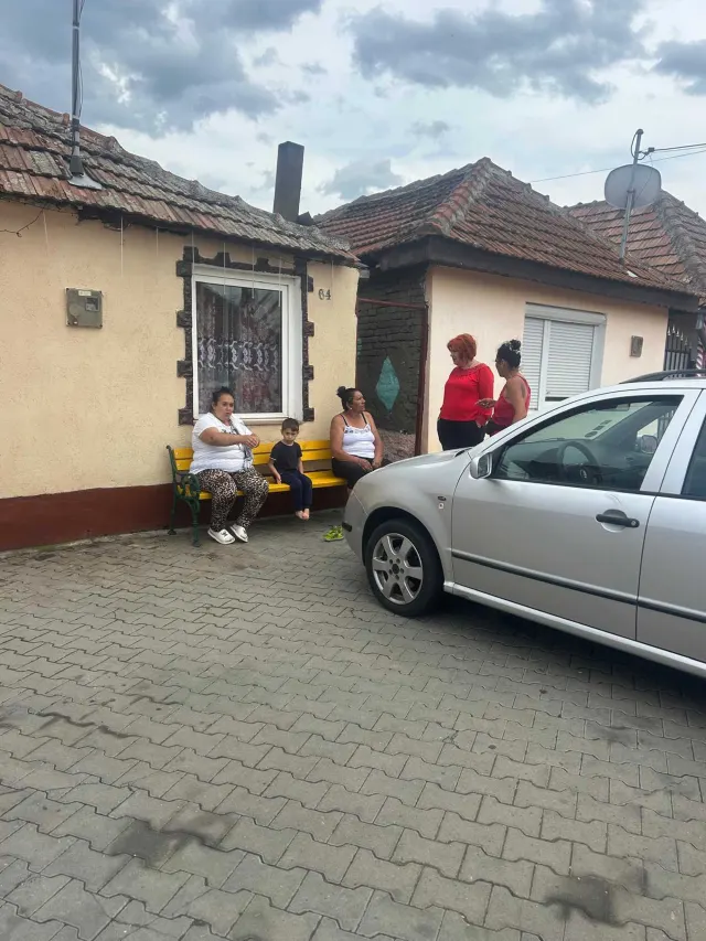 Amplasarea de bănci în cartierul Fares — 5