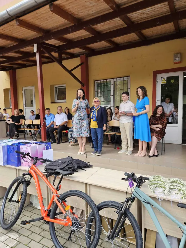 Concursul județean „Arta reciclării”, ediția a VI-a, 2026 — 12