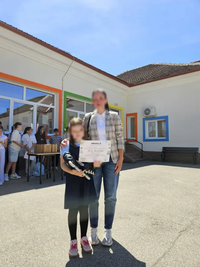 Proiectul educațional „Arta reciclării” – Școala Gimnazială Moșnița Nouă — 2