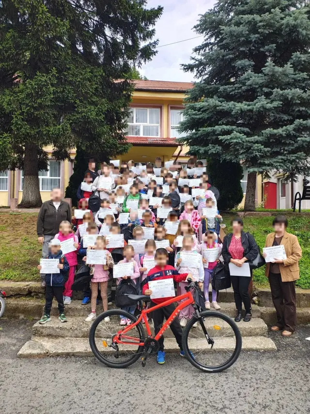 Proiectul educațional „Arta reciclării” – Liceul „Traian Grozăvescu” Nădrag — 2