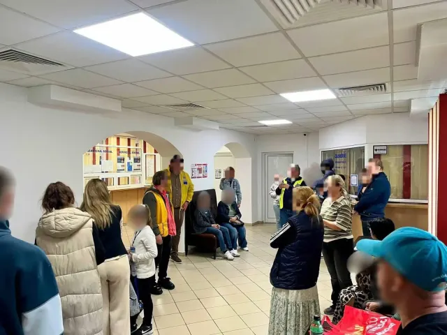Ghiozdane cu rechizite pentru copii din familii aflate în dificultate — 4