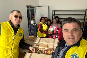 Actiune de screening oftalmologic si donare de carte scolara la Scoala Gimnaziala Vulturesti! - Lions Club Vaslui