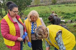 Lions planteaza impreuna !! - Lions Club Timisoara 4Family