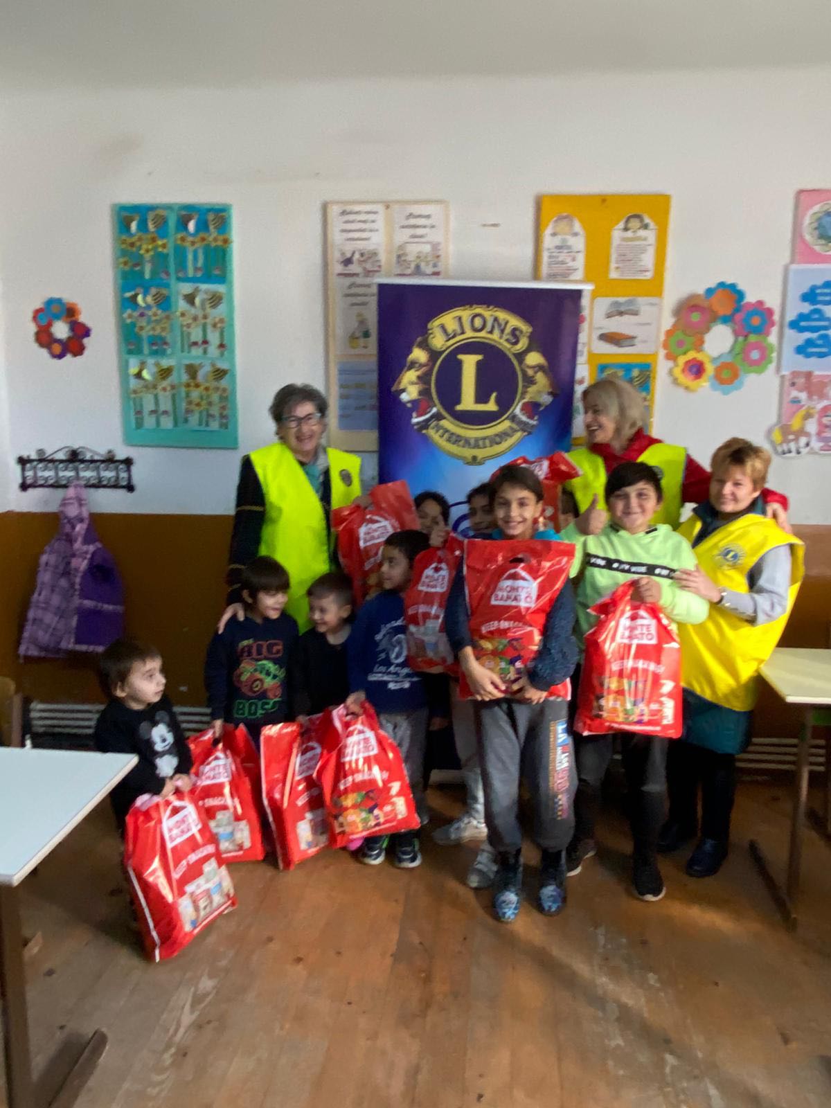 Caravana dulciurilor - Lions Club Resita Onix