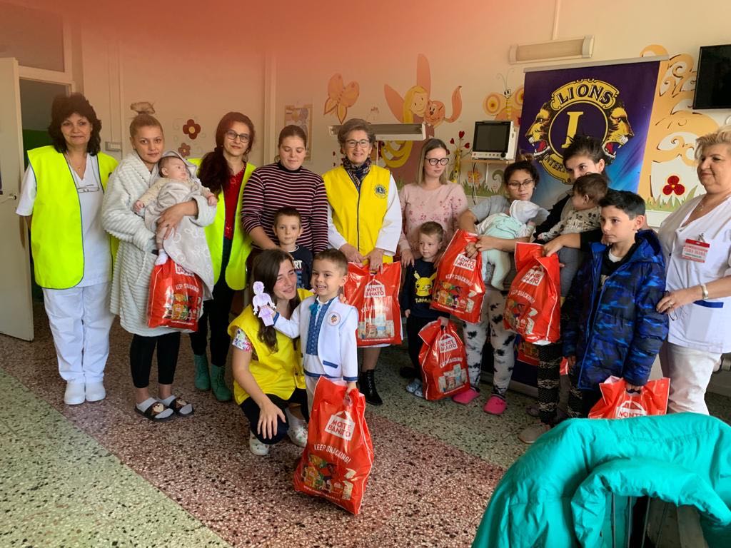 Caravana dulciurilor - Lions Club Resita Onix