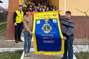 Actiune de screening oftalmologic la Scoala Gimnaziala Dumesti! - Lions Club Vaslui